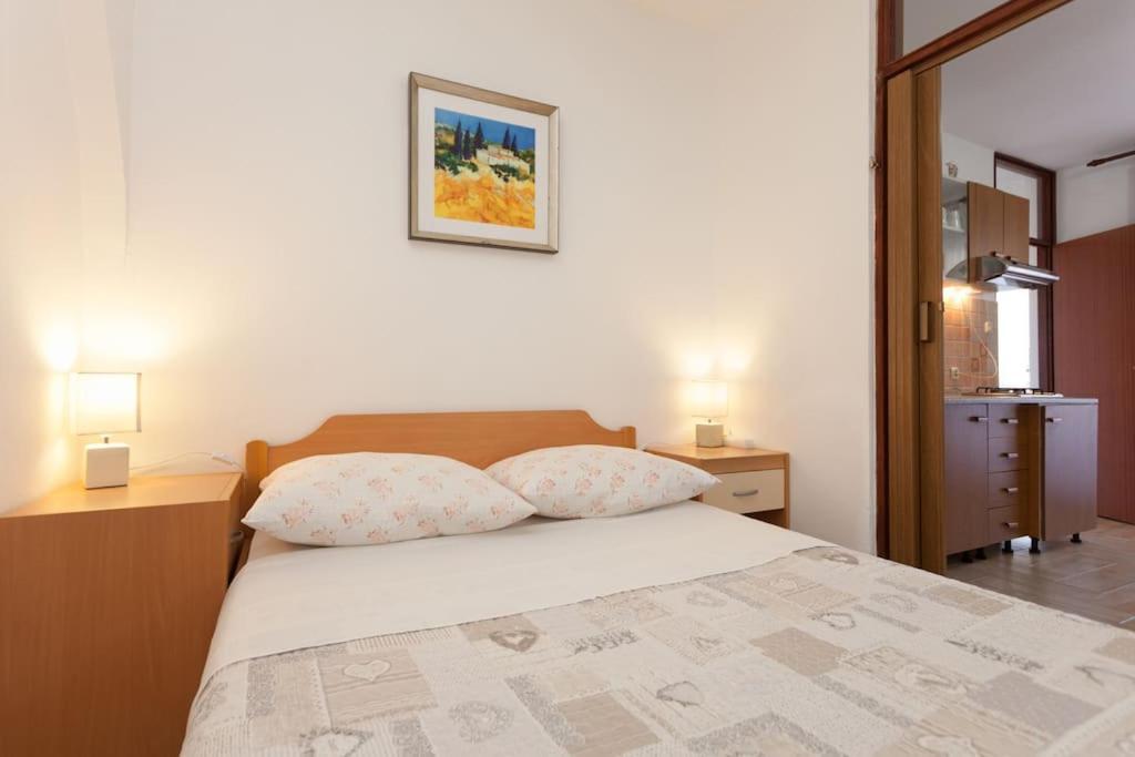 Irena'S Place A1 Rovinj Kamer foto